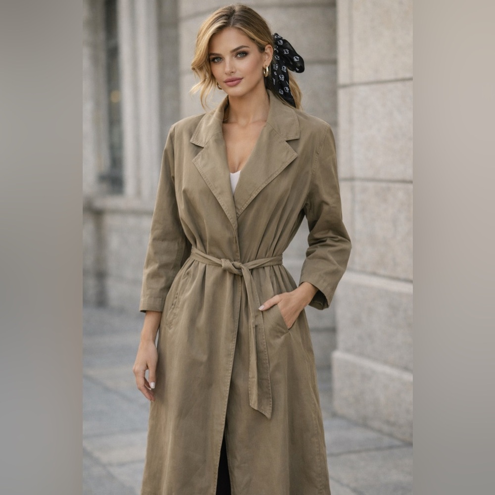 VTG Rodier Paris Lightweight Trench Coat Made in France Quiet Luxury Classic